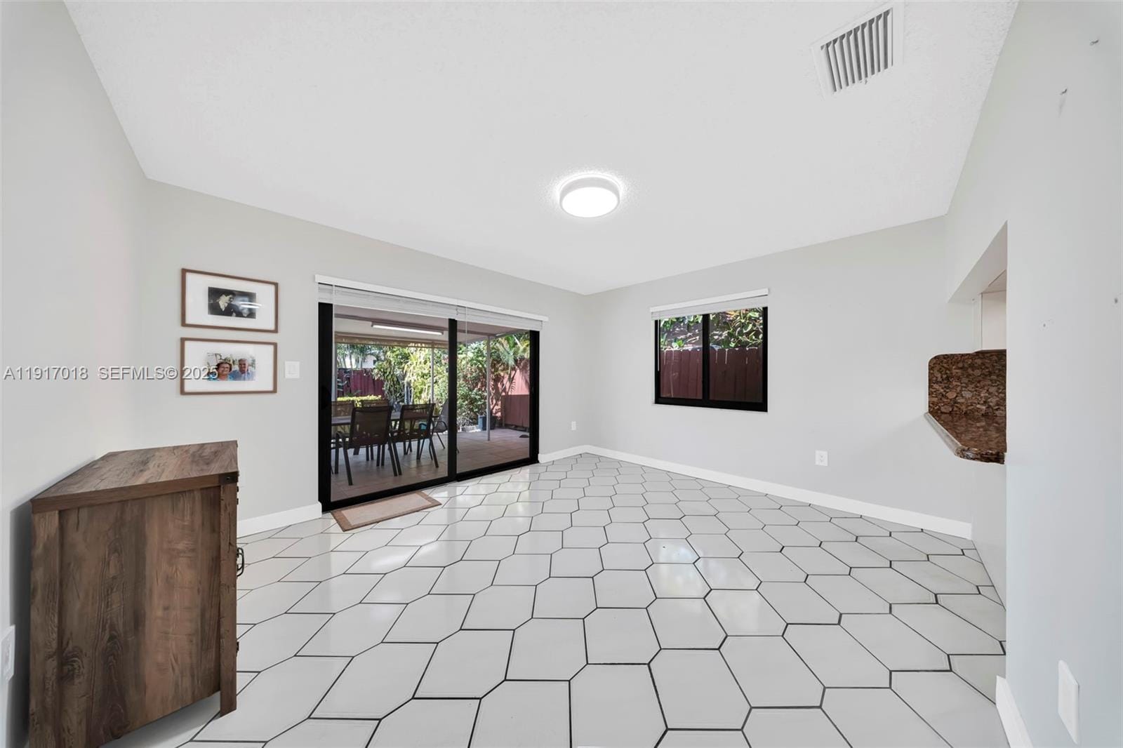 202 NW 60th Avenue, Miami, FL 33126 photo 17