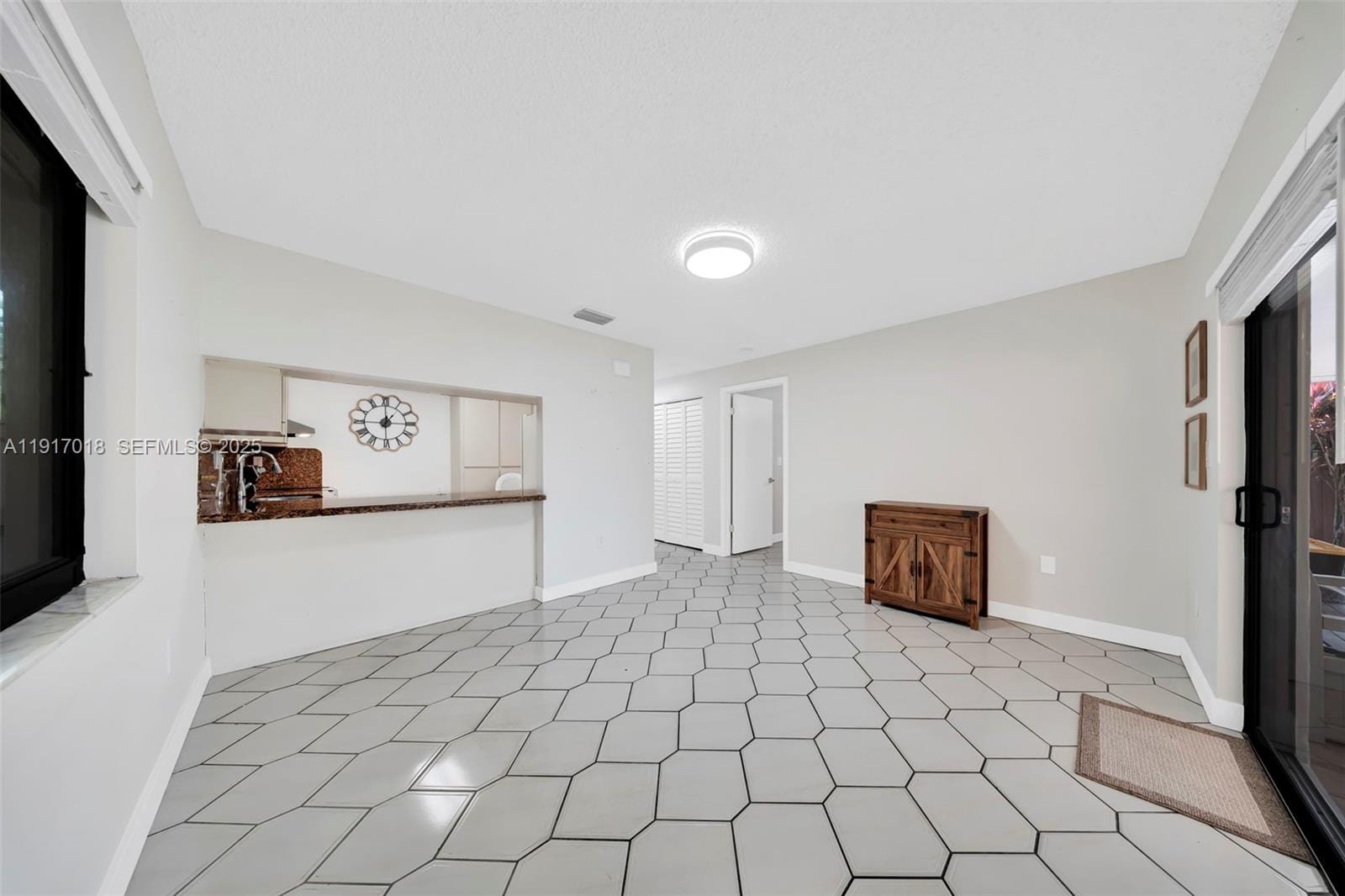 202 NW 60th Avenue, Miami, FL 33126 photo 18