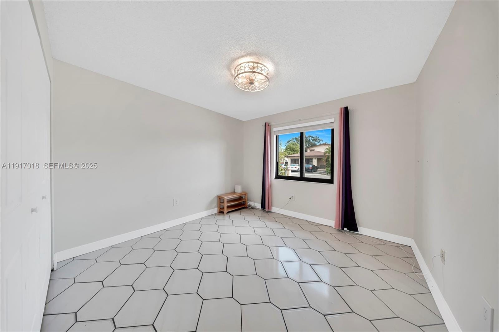 202 NW 60th Avenue, Miami, FL 33126 photo 9