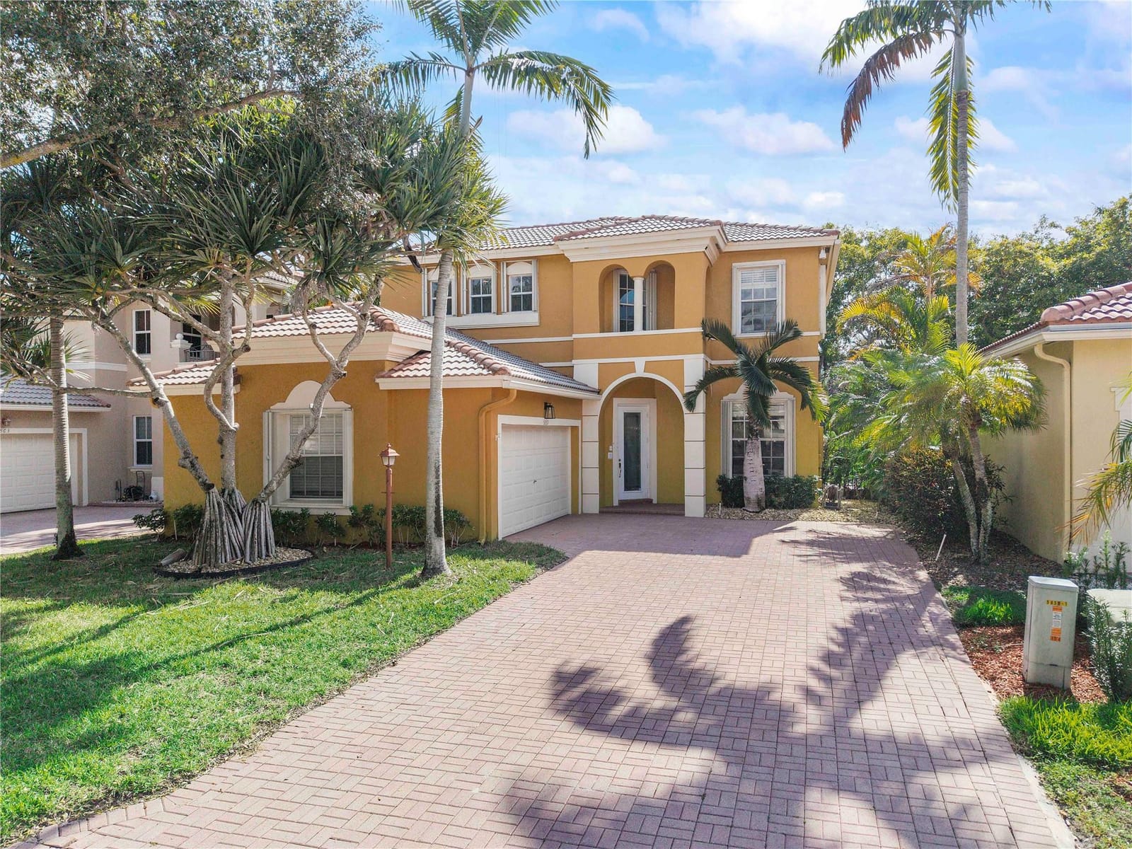 5859 NW 119th Drive, Coral Springs, FL 33076
