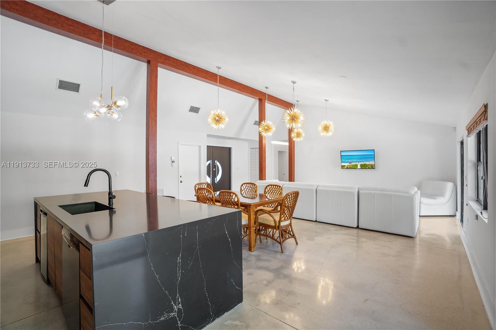 841 NE 205th Street, Miami, FL 33179 photo 11
