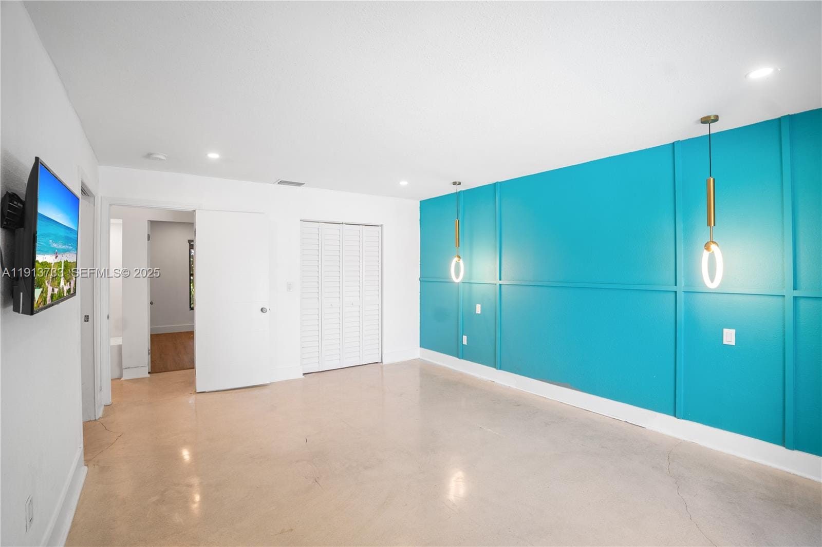 841 NE 205th Street, Miami, FL 33179 photo 17