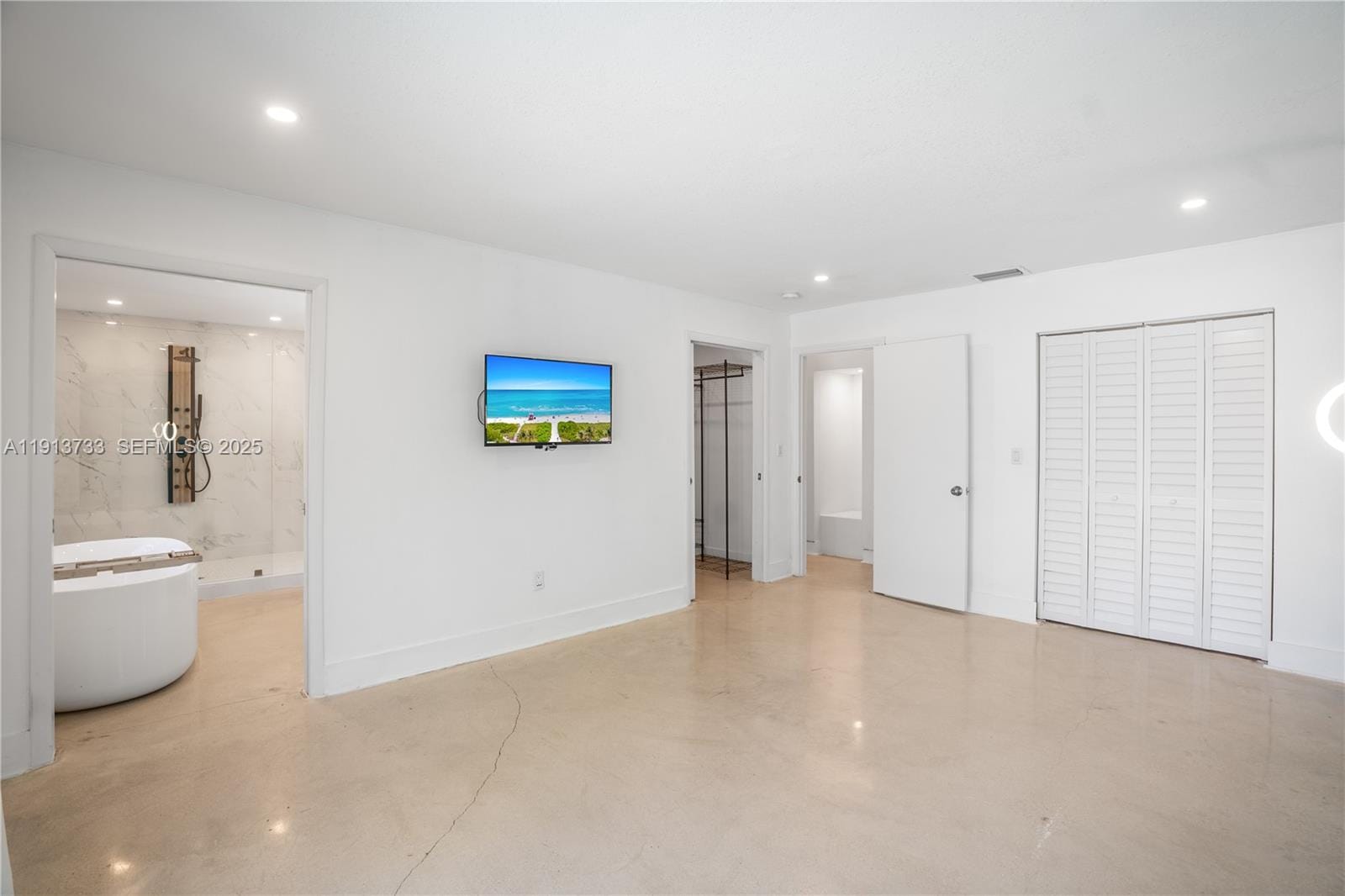 841 NE 205th Street, Miami, FL 33179 photo 18