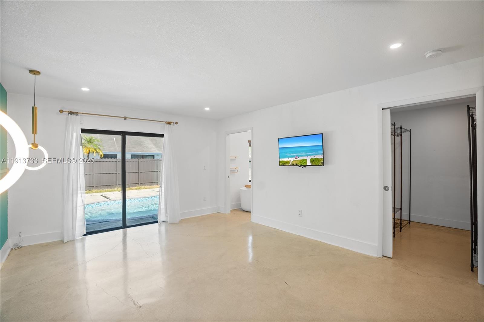 841 NE 205th Street, Miami, FL 33179 photo 19