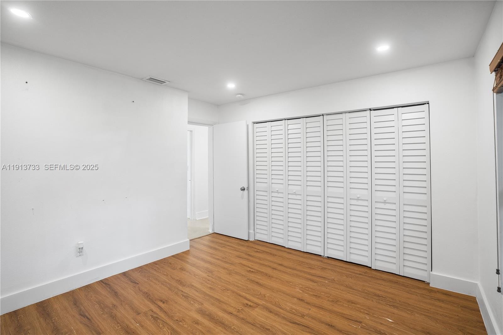 841 NE 205th Street, Miami, FL 33179 photo 27