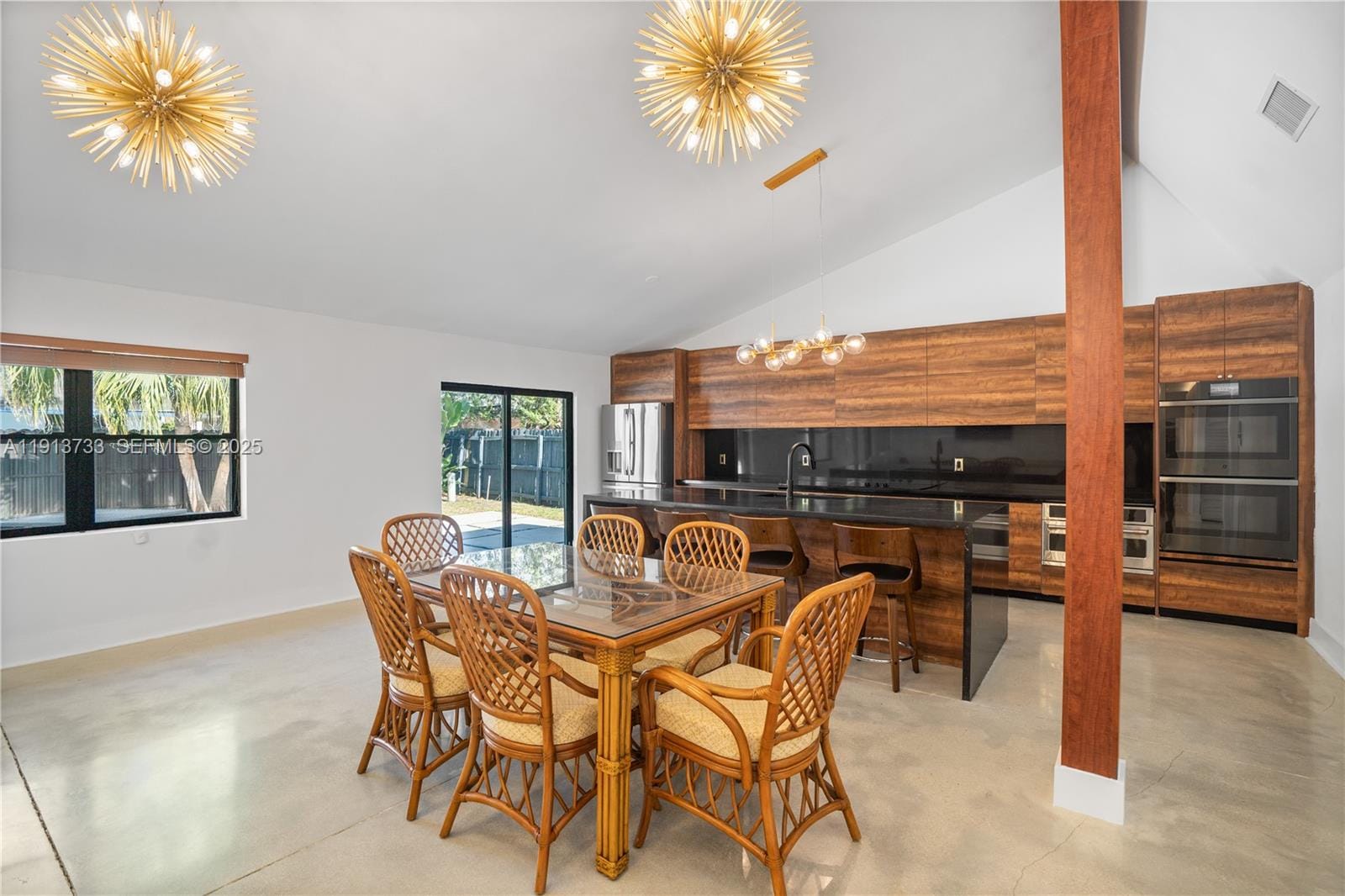 841 NE 205th Street, Miami, FL 33179 photo 9