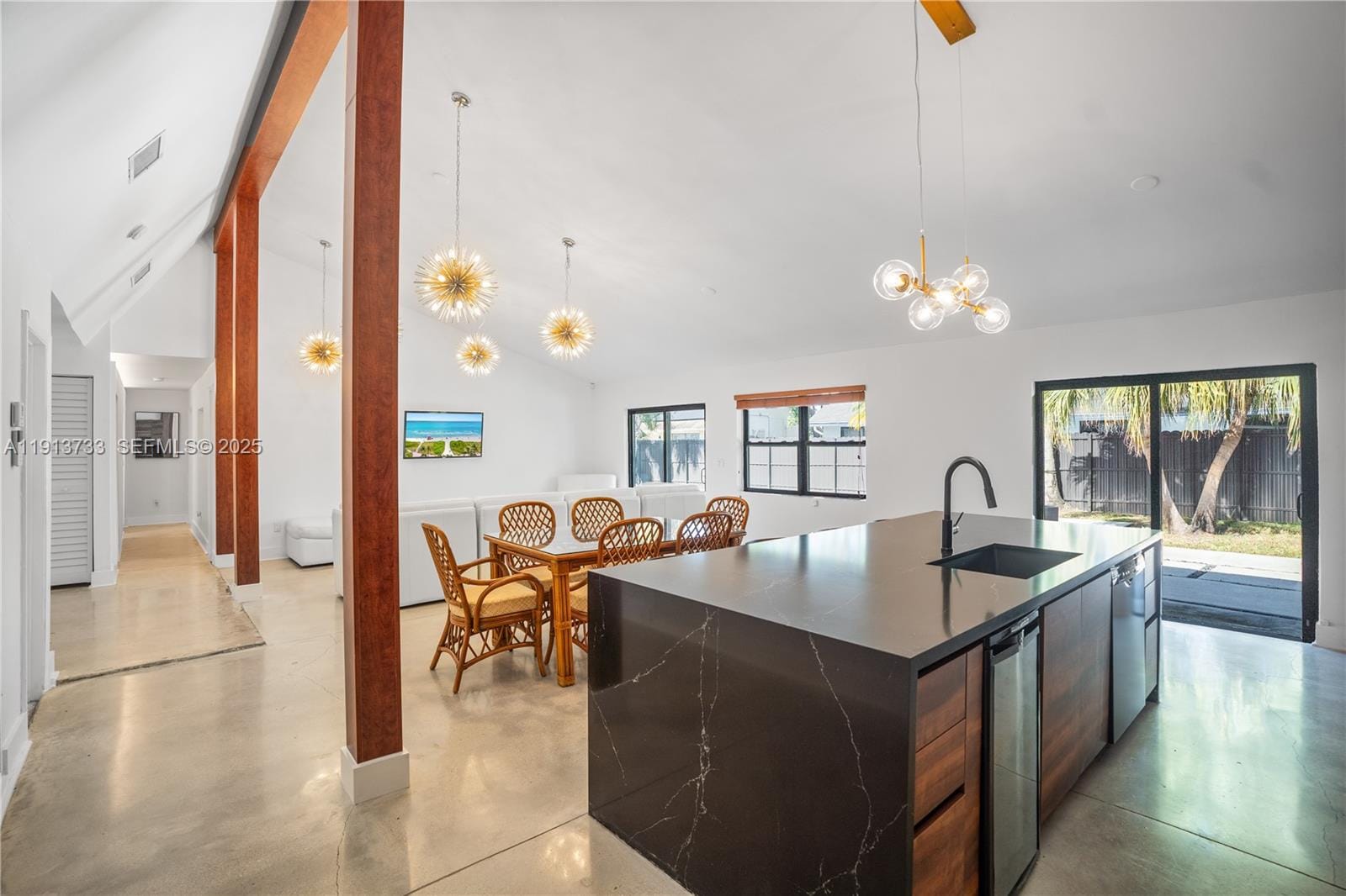 841 NE 205th Street, Miami, FL 33179 photo 10