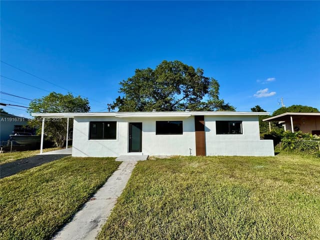 4111 NW 192nd Street, sold in Carol City Gardens, Miami Gardens, FL