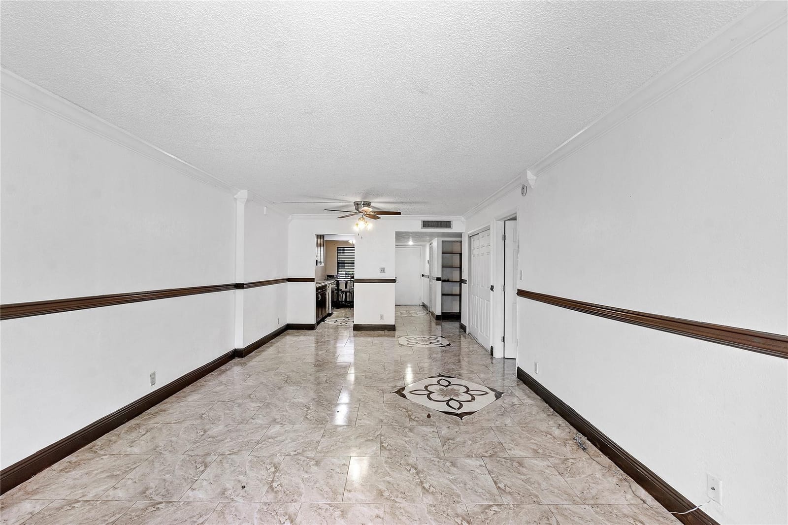 3141 NW 47th Terrace 130 — photo 5