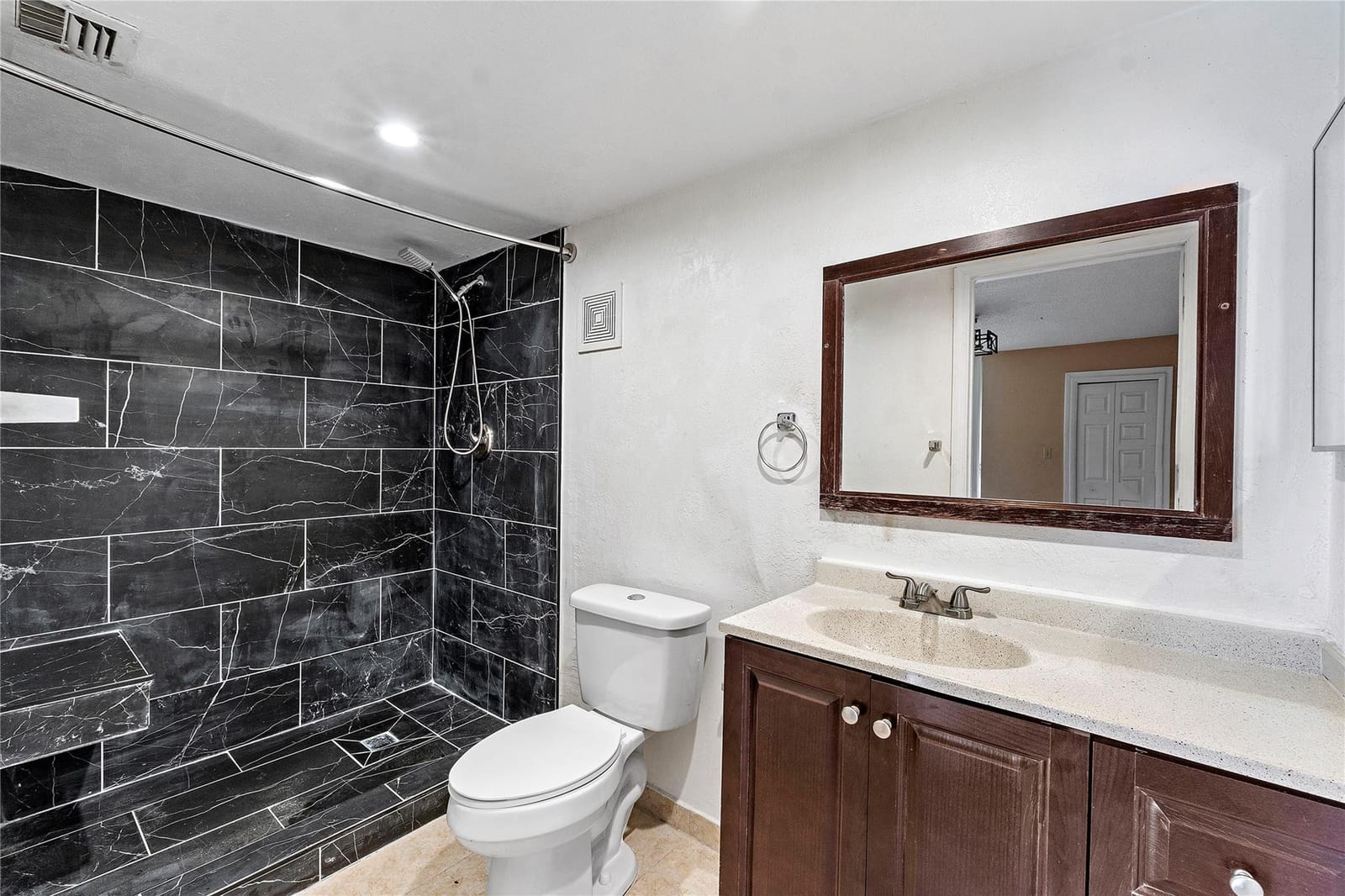 3141 NW 47th Terrace 130 — photo 8