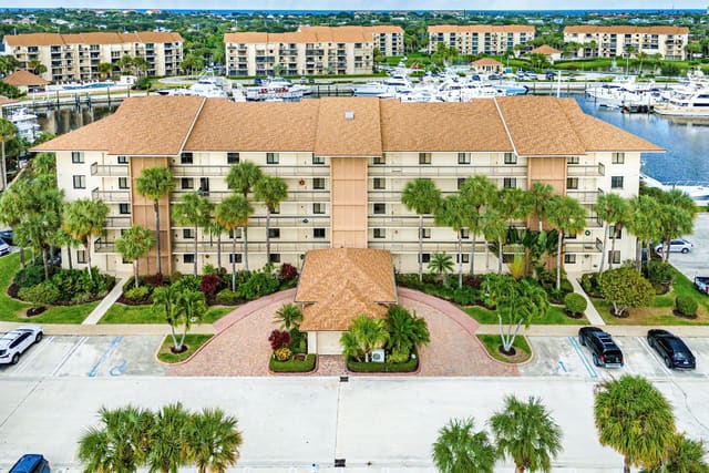 2501 Marina Isle Way 304, Jupiter, FL 33477