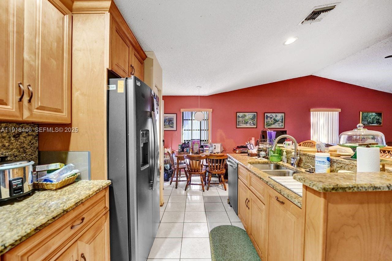 2350 E Lake Miramar Circle, Miramar, FL 33025 photo 15