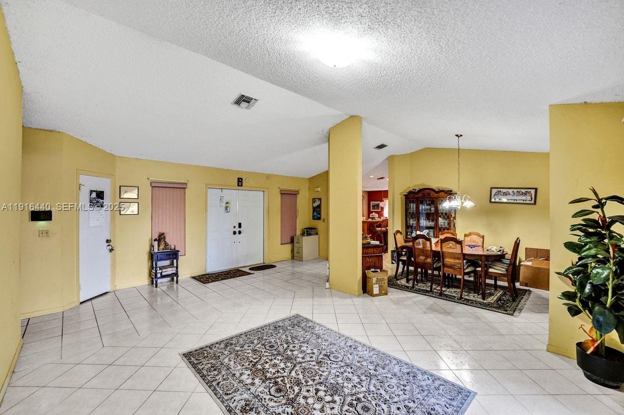 2350 E Lake Miramar Circle, Miramar, FL 33025 photo 6