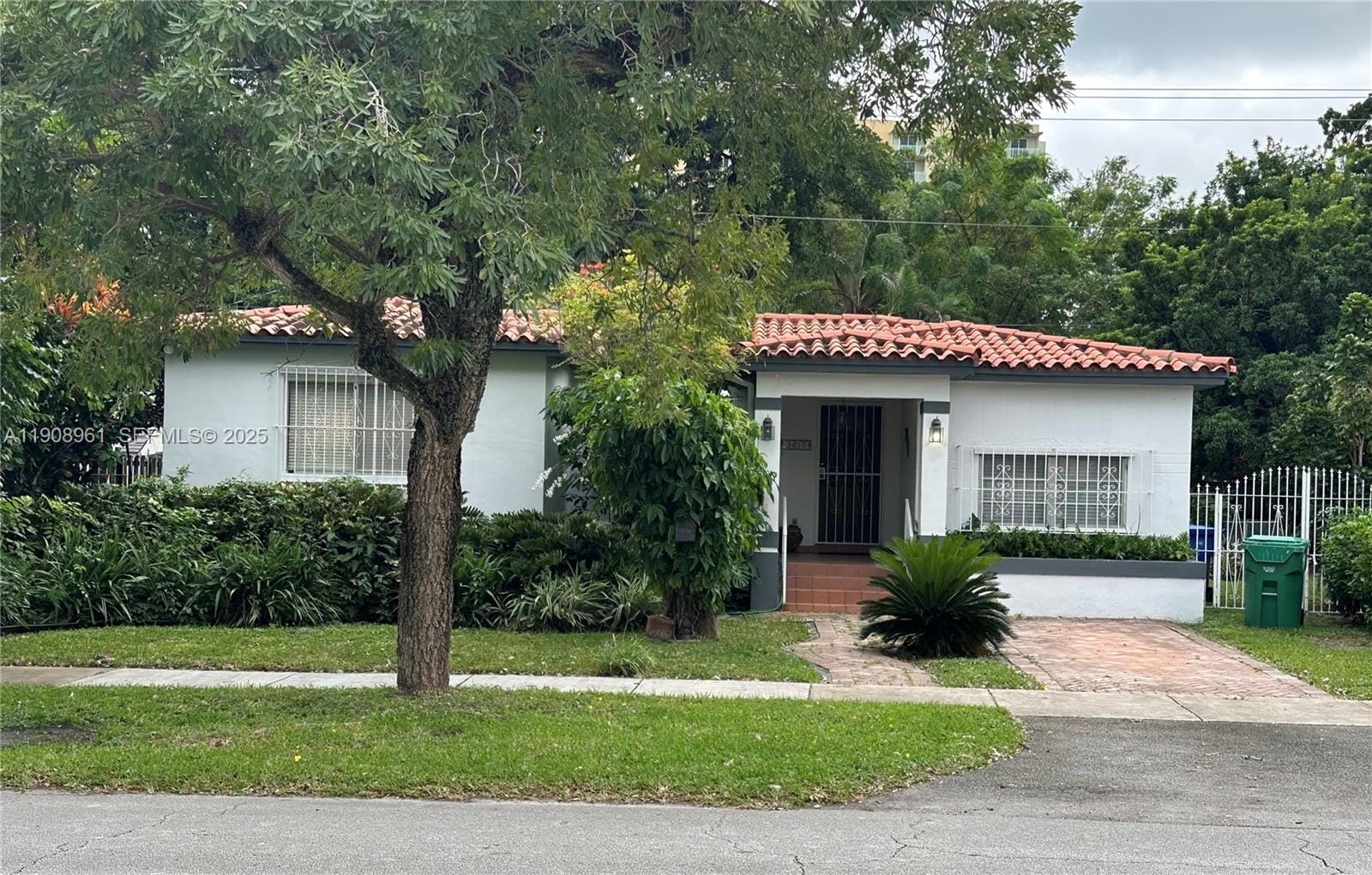 3410 SW 21st Street, Miami, FL 33145