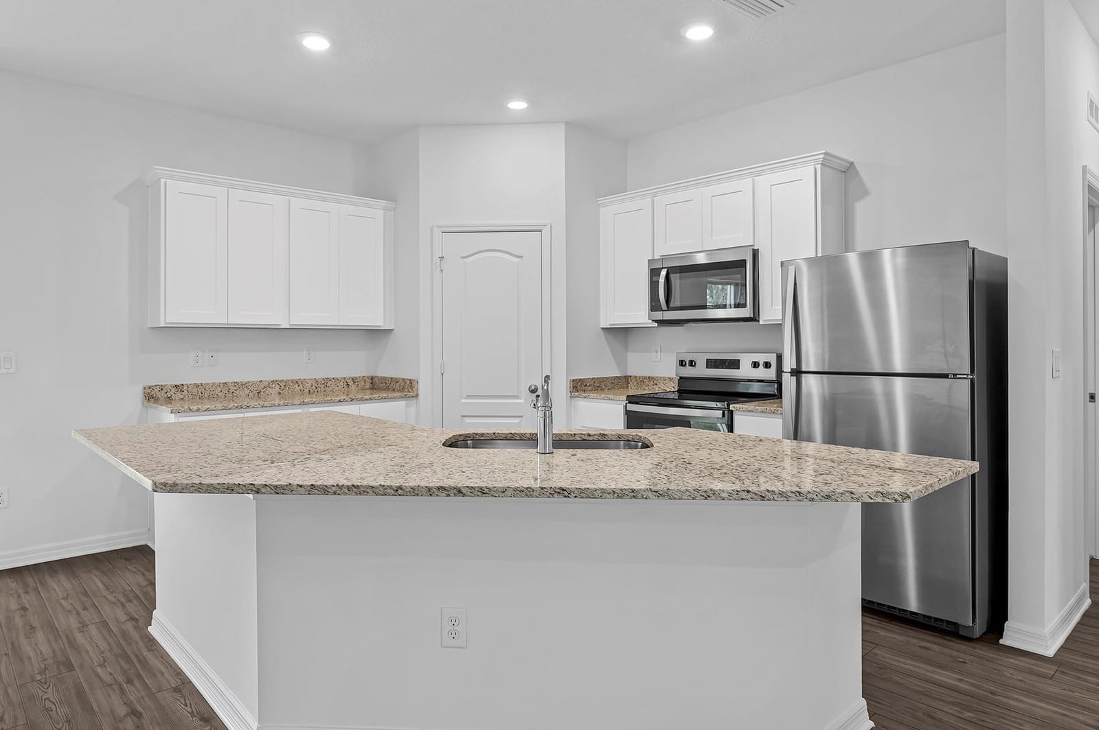 5262 NW Lamoore Lane — photo 3