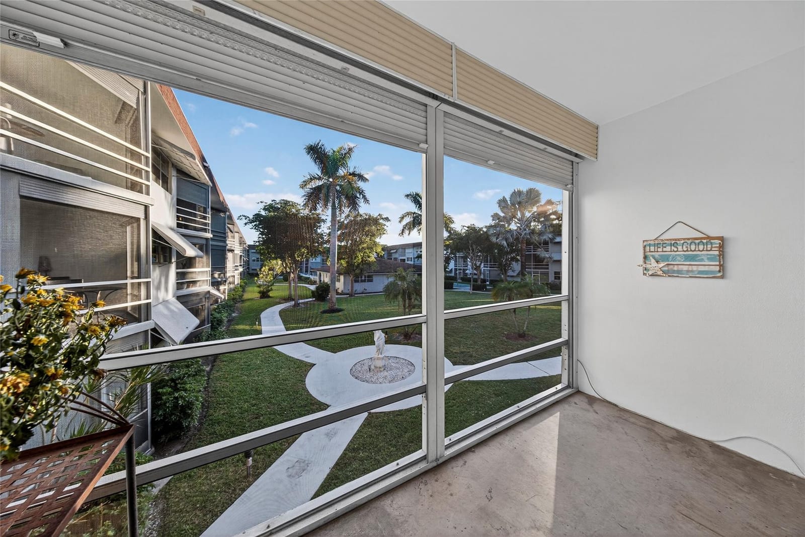 400 SE 10th Street 211, Deerfield Beach, FL 33441 photo 11