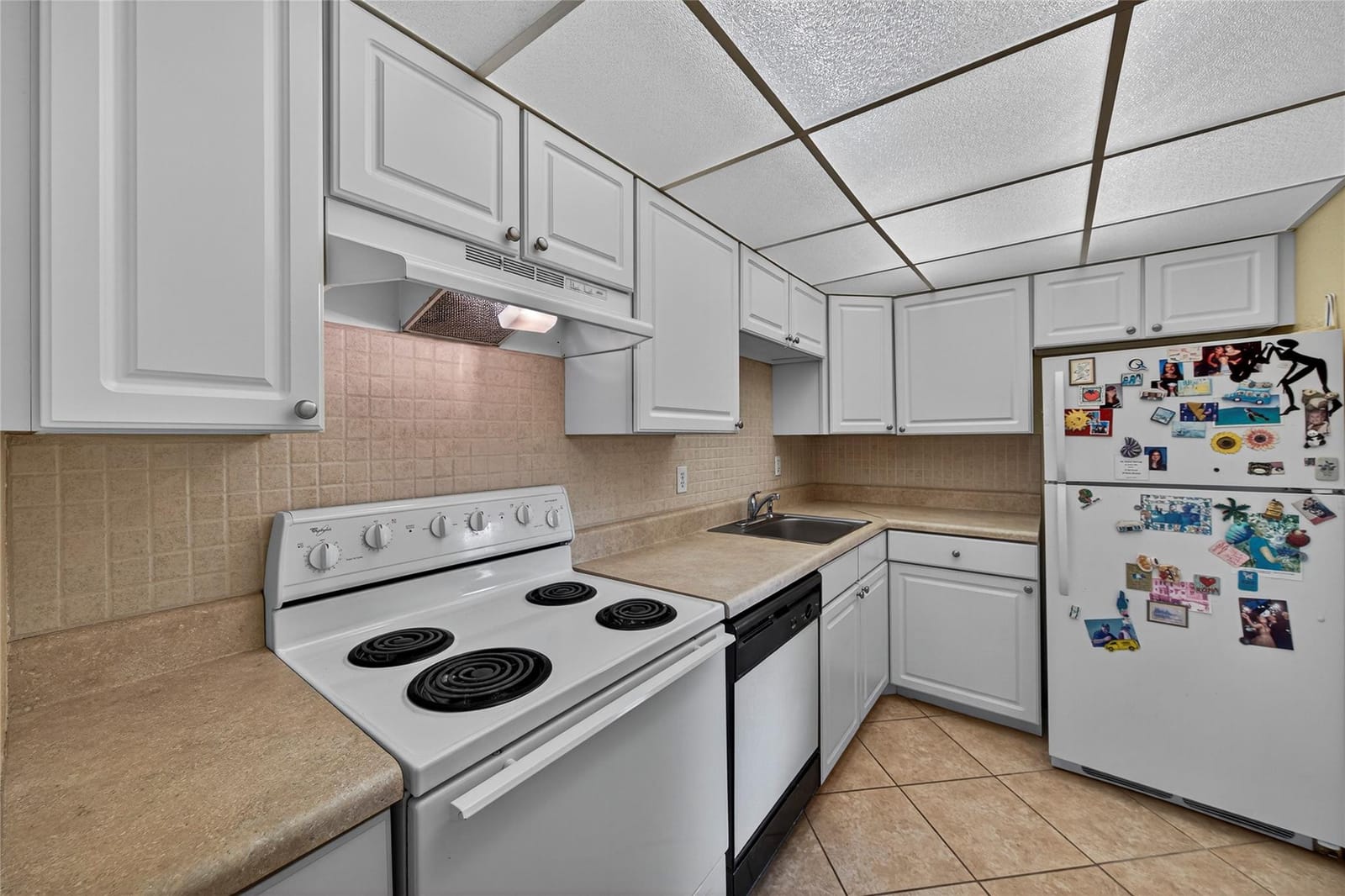 400 SE 10th Street 211, Deerfield Beach, FL 33441 photo 18