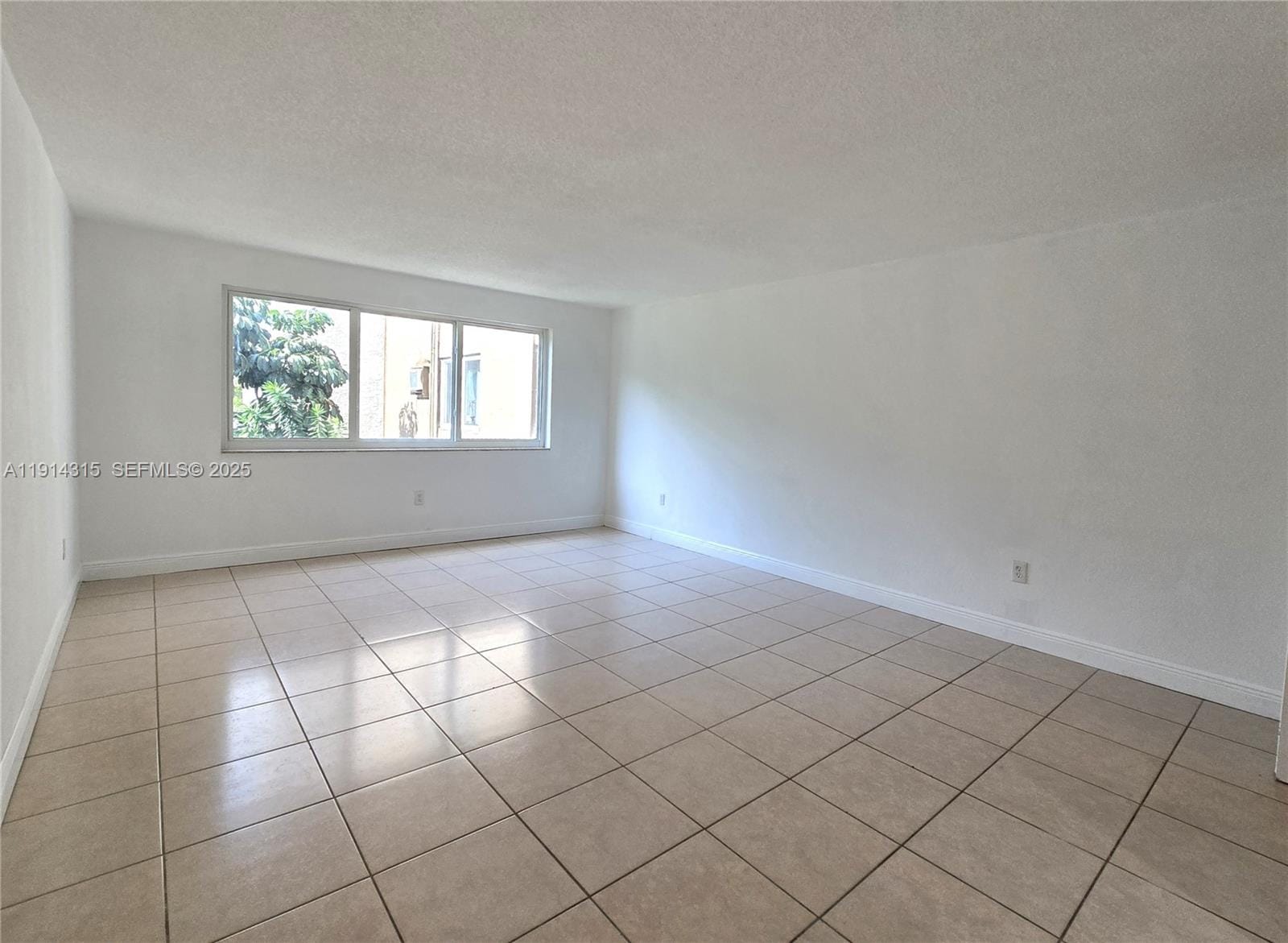 6940 Miami Gardens Drive 1-319 — photo 11