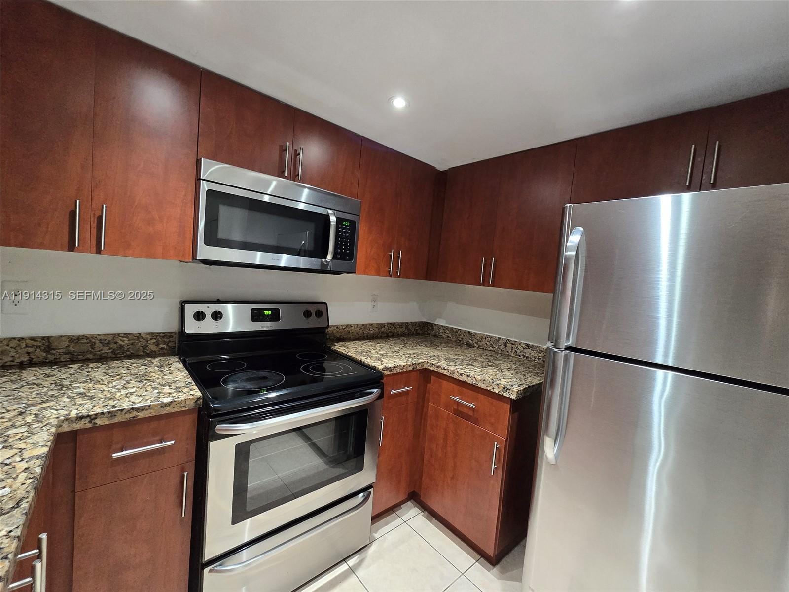 6940 Miami Gardens Drive 1-319 — photo 4