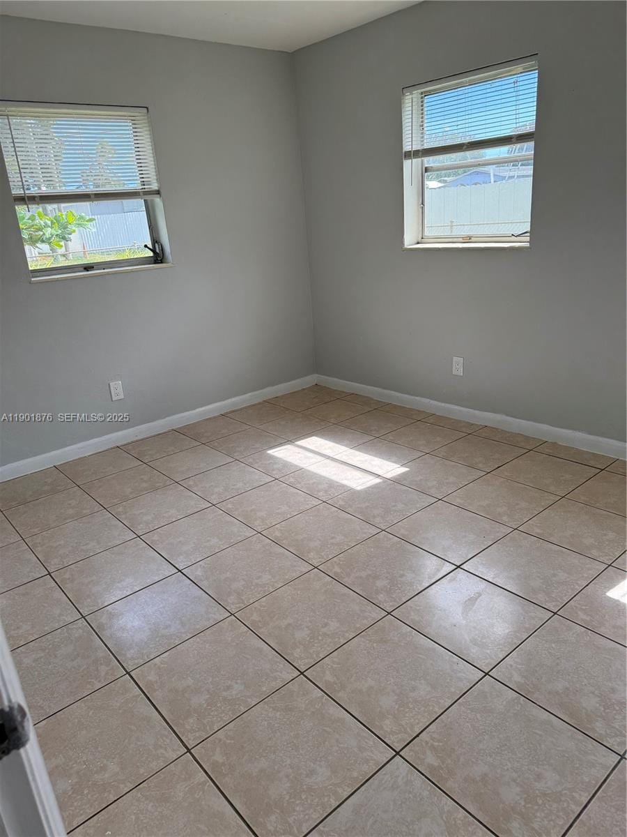 60 Bahman Avenue, Opa-Locka, FL 33054 photo 11