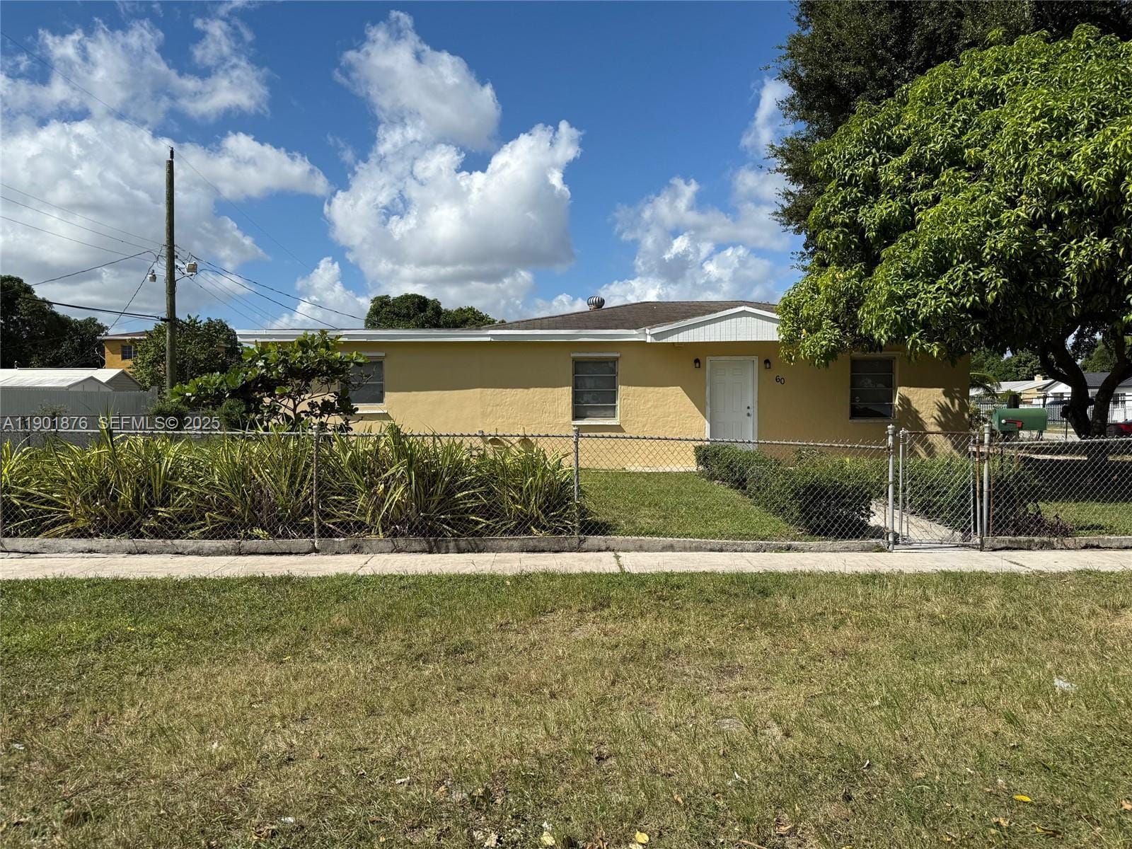 60 Bahman Avenue, Opa-Locka, FL 33054 photo 15