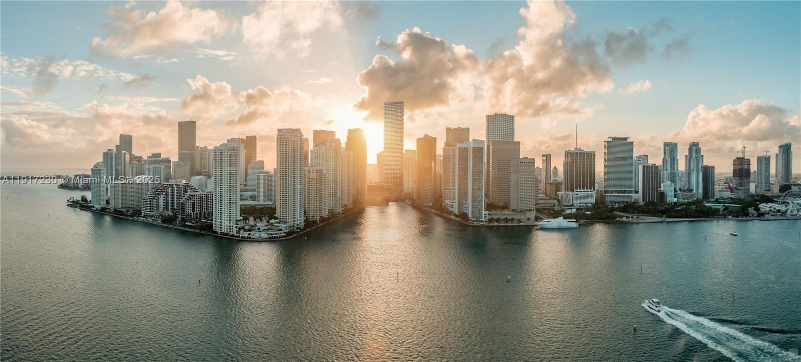 99 SE 5th Street UPH7201, Miami, FL 33131