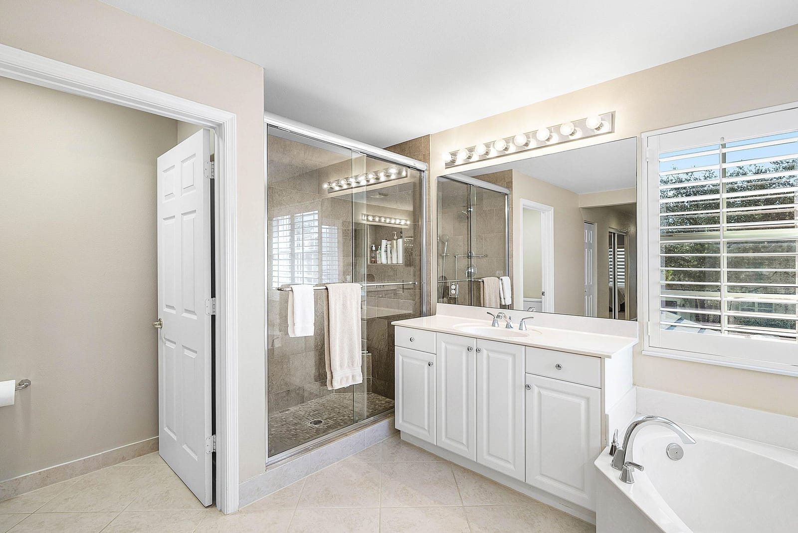 15822 Menton Bay Court, Delray Beach, FL 33446 photo 20