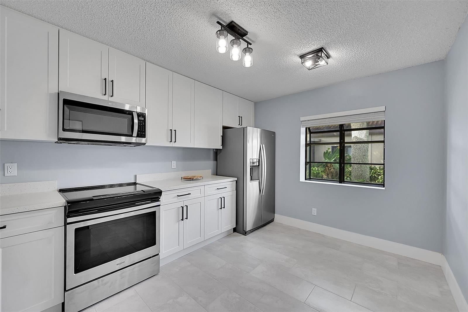 3313 Inverrary Boulevard 3313 — photo 8