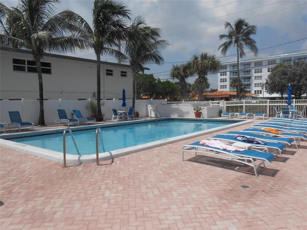 4540 N Ocean Drive 210 — photo 2