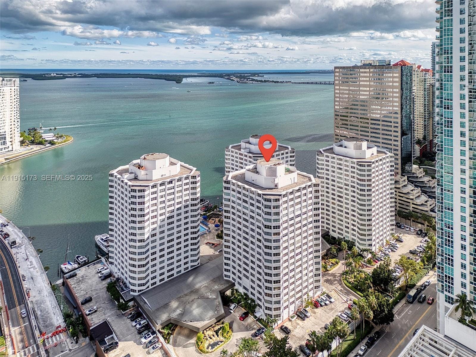 825 Brickell Bay Drive 1942 — photo 2