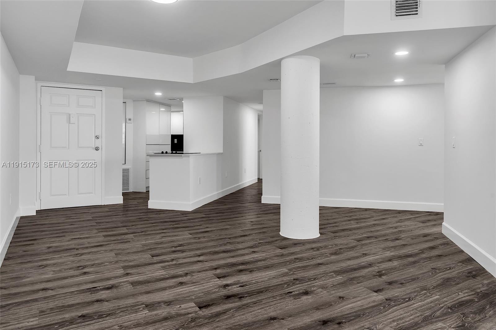 825 Brickell Bay Drive 1942 — photo 4