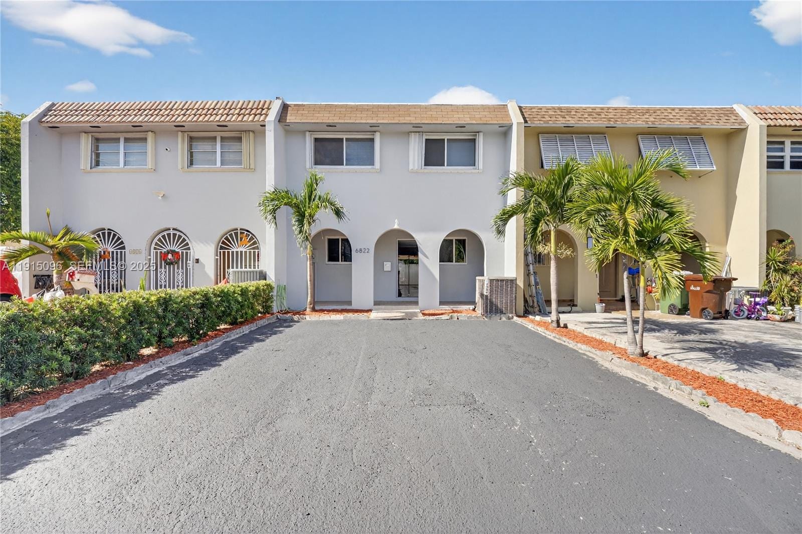 6822 W 2nd Lane, Hialeah, FL 33014