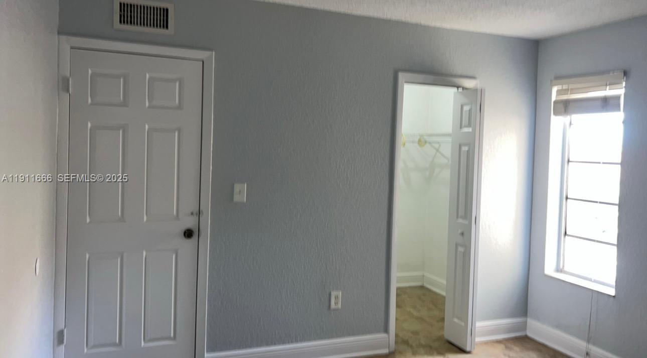 575 W 69th Street 208, Hialeah, FL 33014, Hialeah