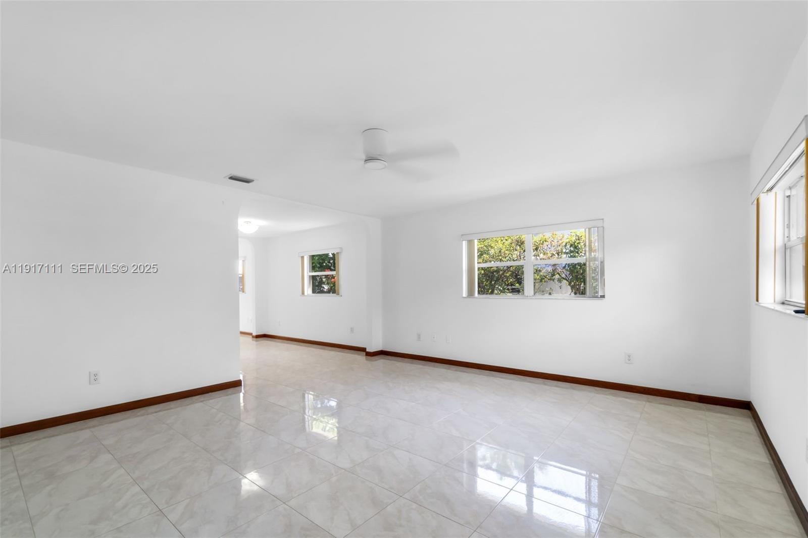 9085 SW 157th Street — photo 4