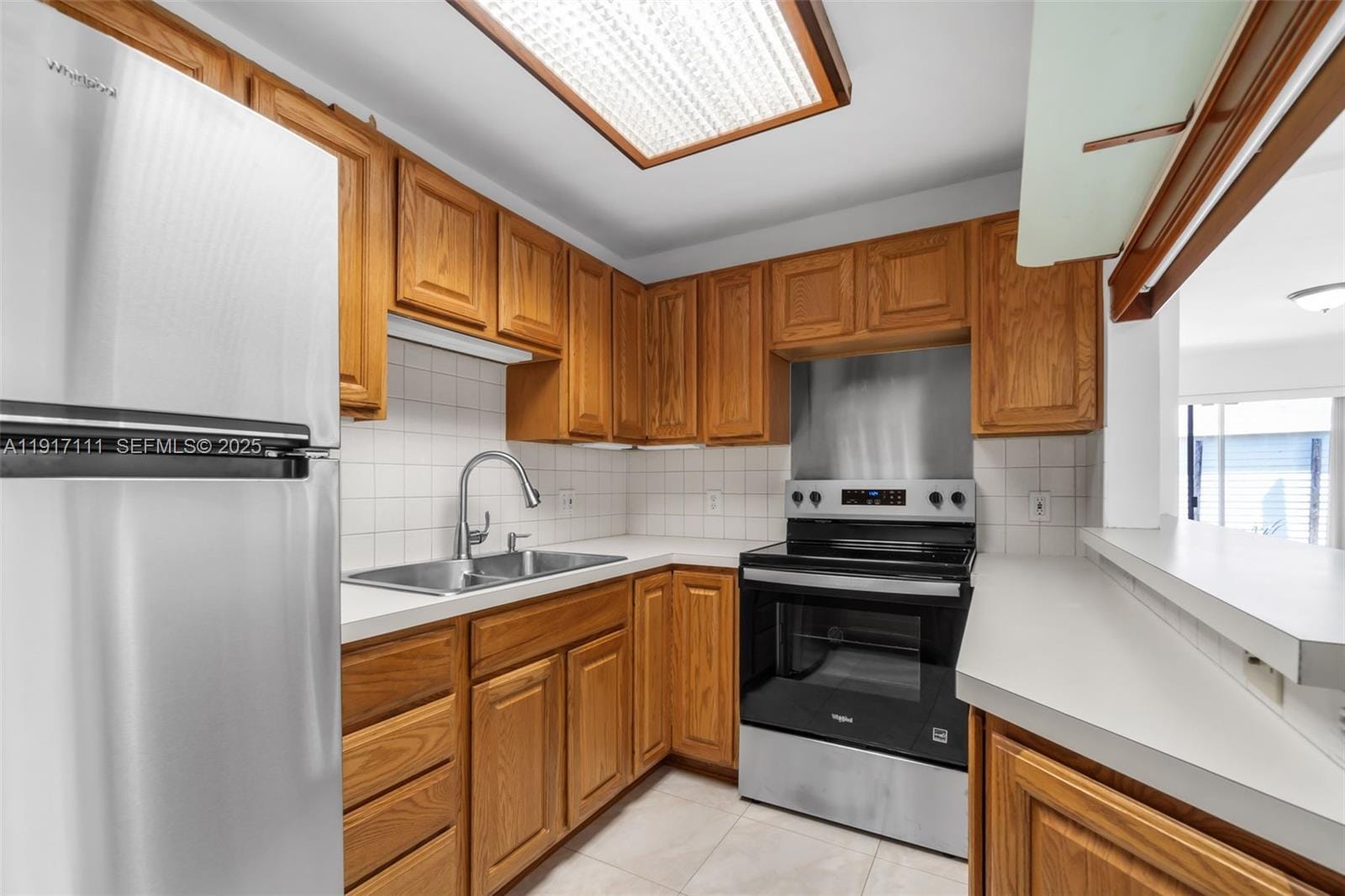 9085 SW 157th Street — photo 9