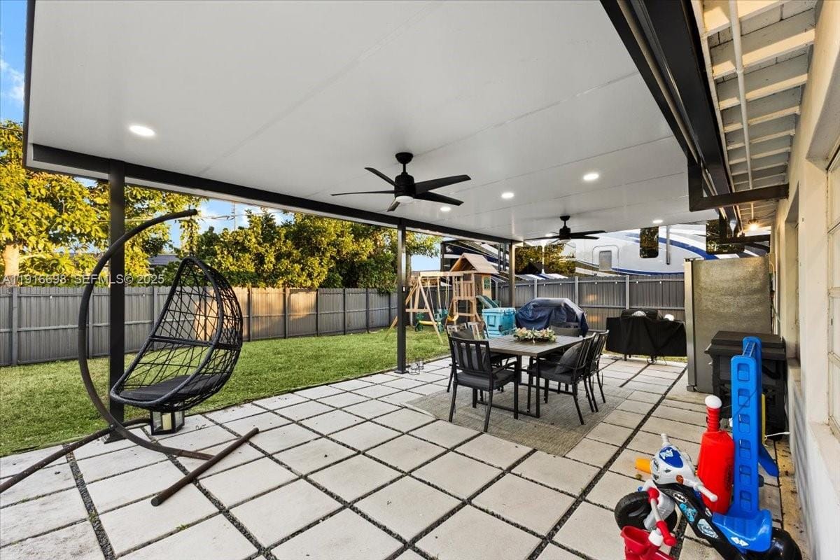 17121 NW 82nd Avenue, Hialeah, FL 33015 photo 20