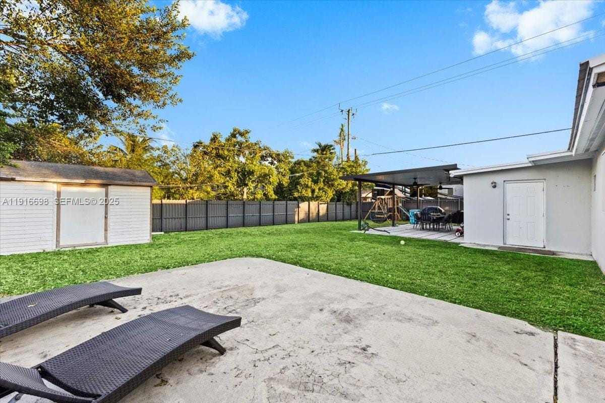 17121 NW 82nd Avenue, Hialeah, FL 33015 photo 22