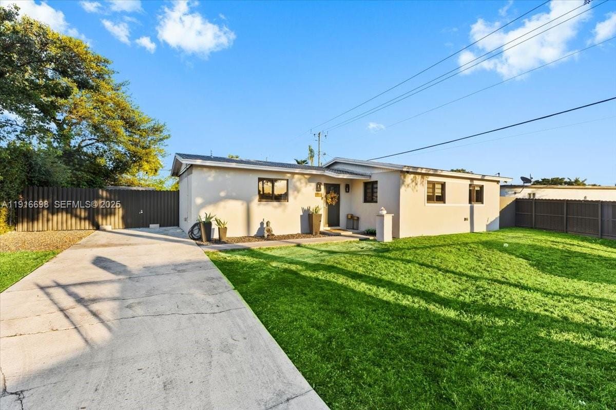 17121 NW 82nd Avenue, Hialeah, FL 33015 photo 4