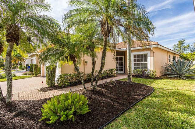 9595 Cherry Blossom Terrace, Boynton Beach, FL 33437