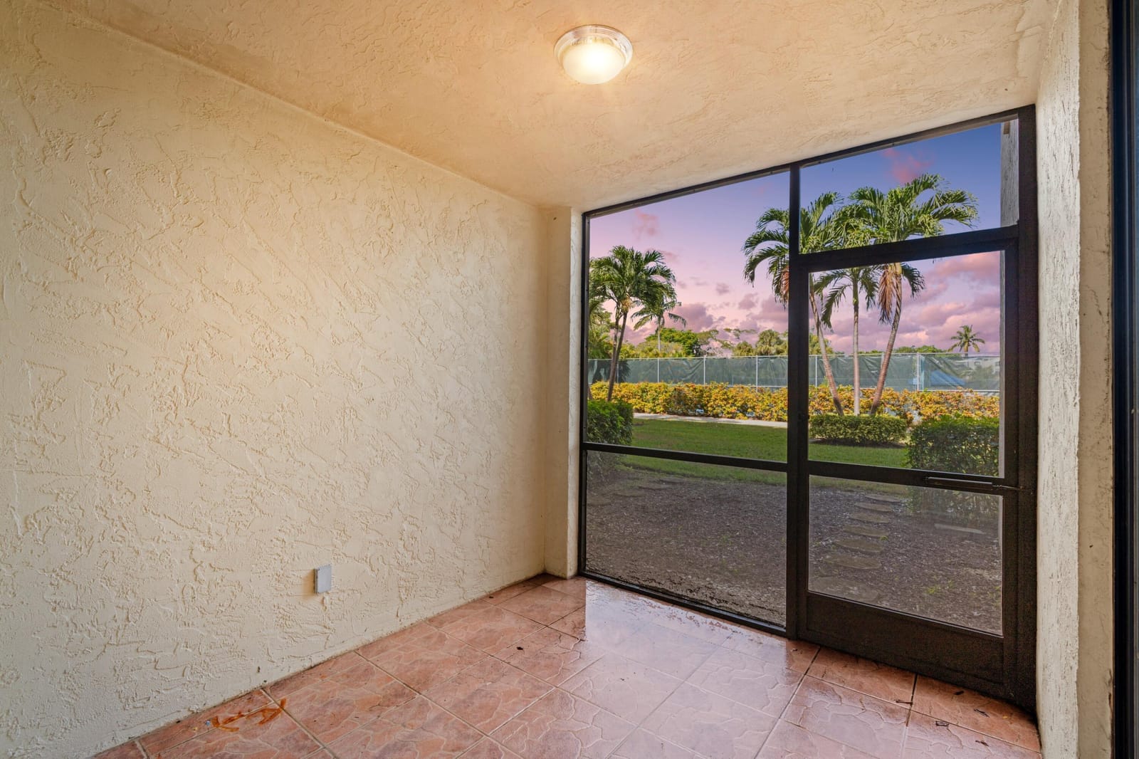 955 Egret Circle 109, Delray Beach, FL 33444 photo 2