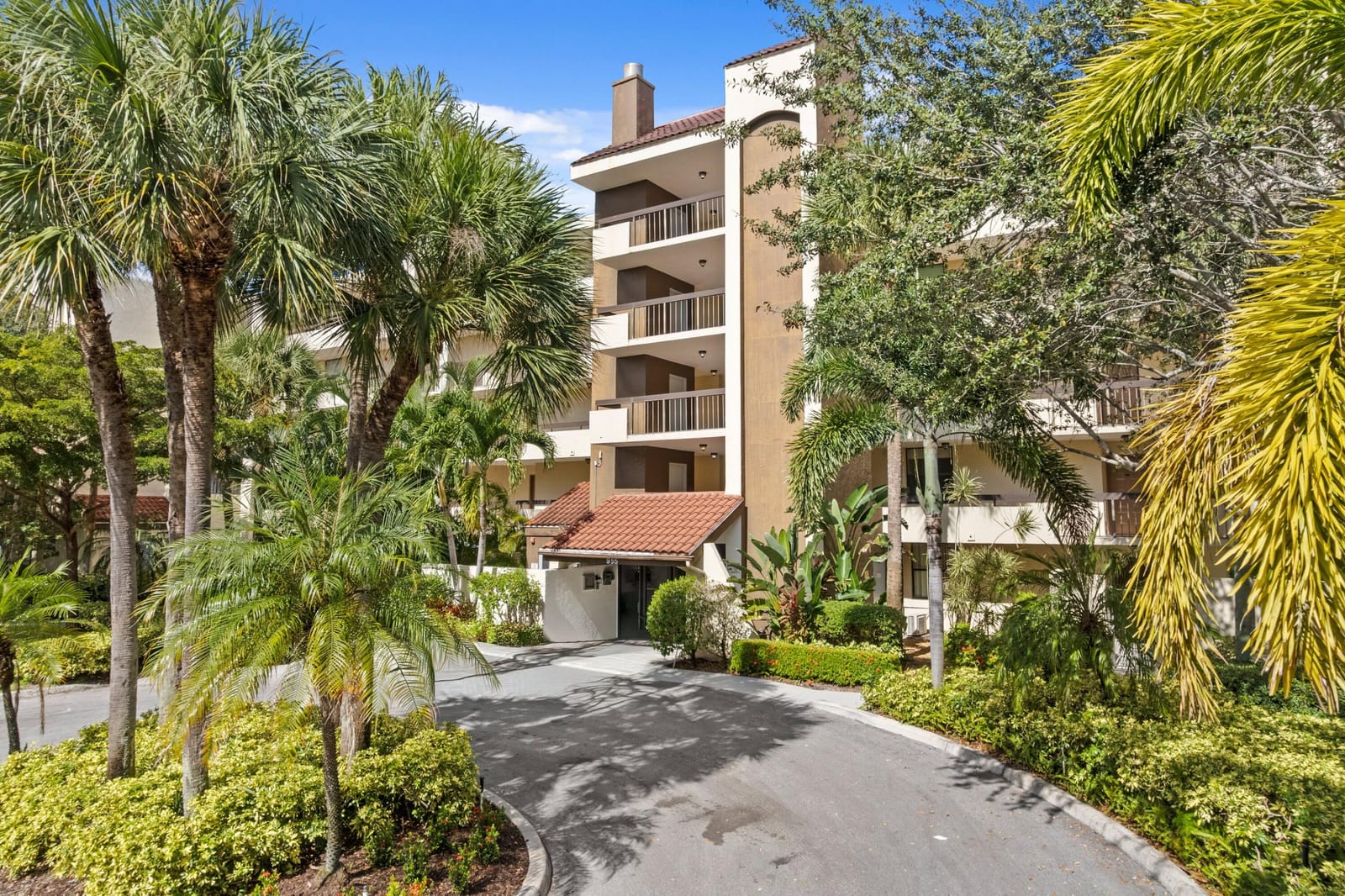 955 Egret Circle 109, Delray Beach, FL 33444 photo 24