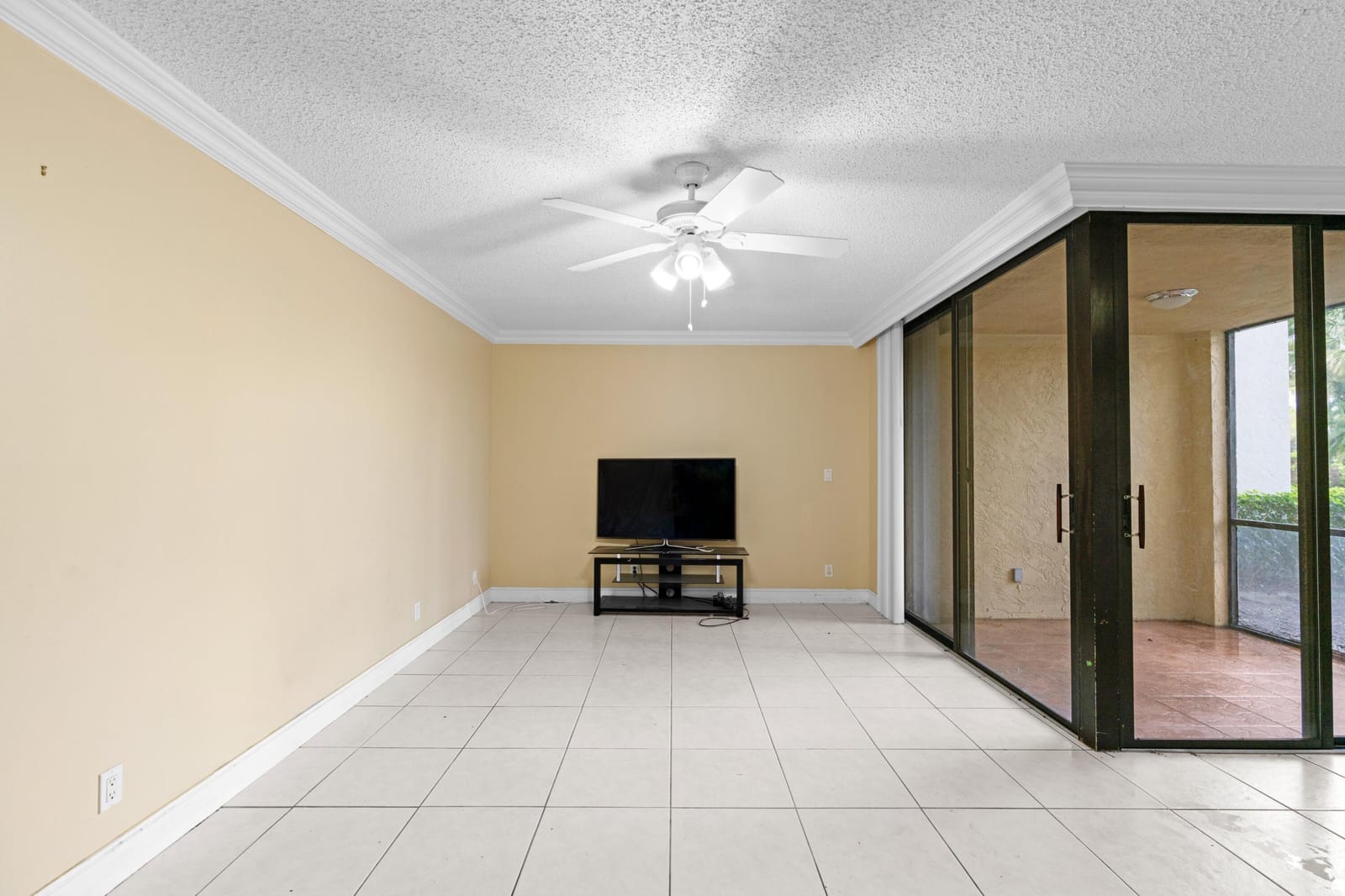 955 Egret Circle 109, Delray Beach, FL 33444 photo 5