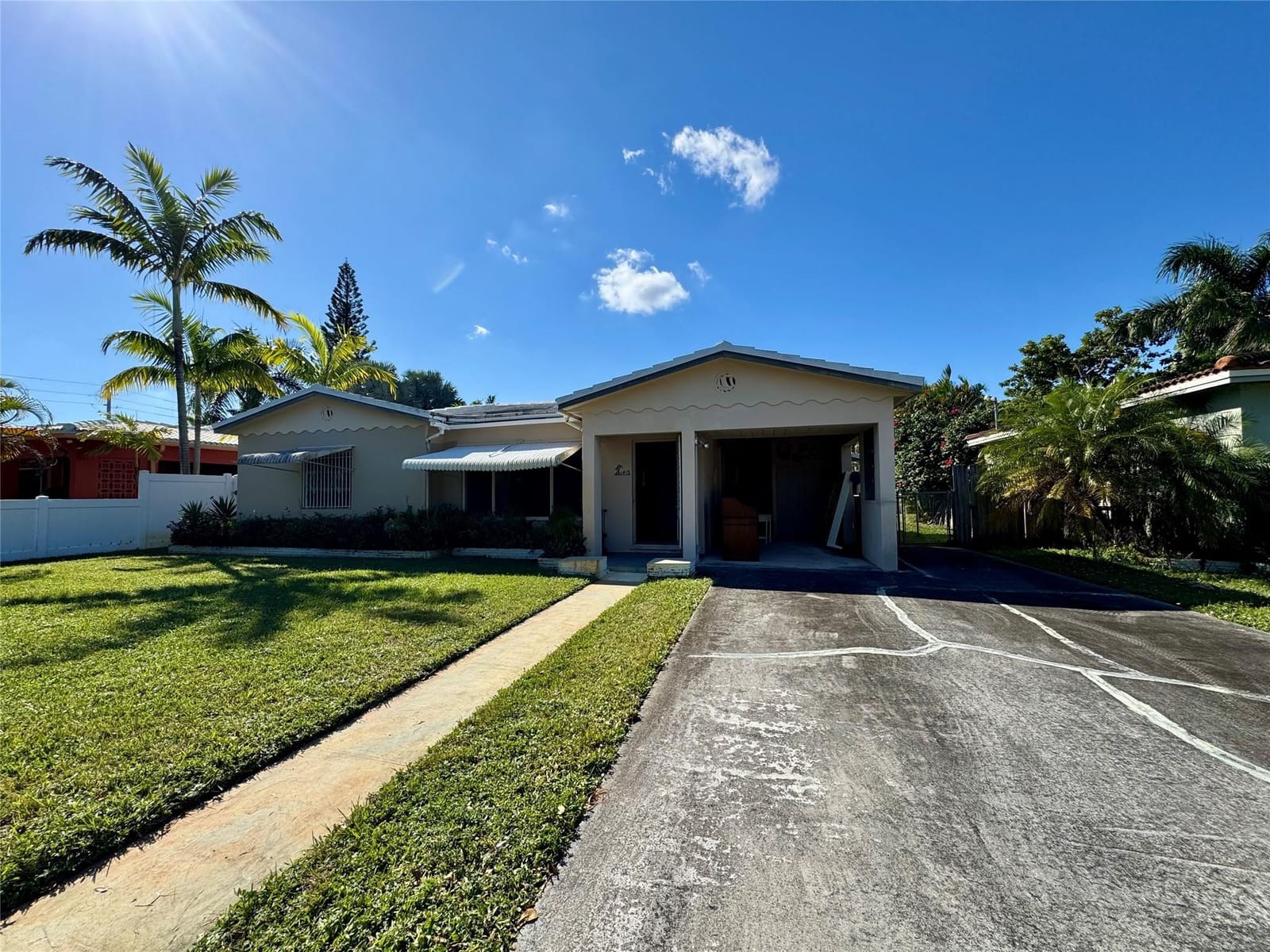 1415 NE 17th Avenue, Fort Lauderdale, FL 33304