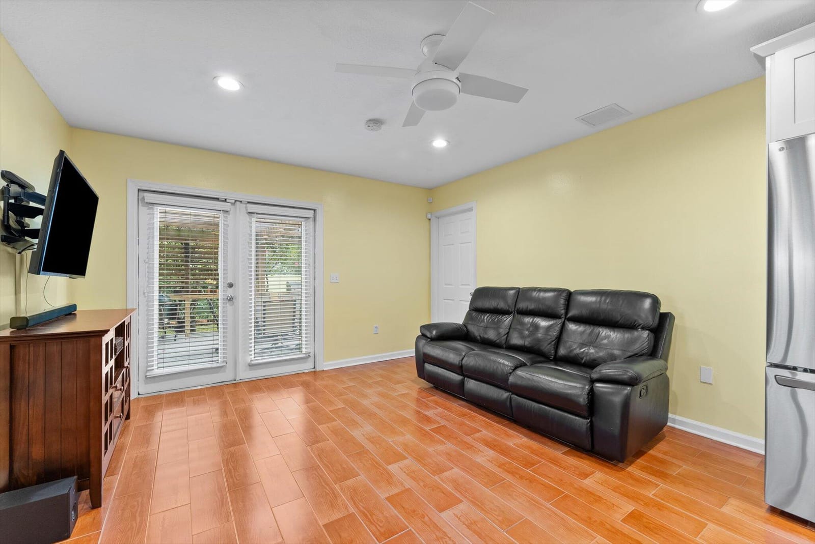 320 Summa Street, West Palm Beach, FL 33405 photo 17