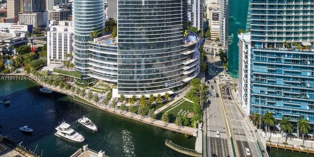 99 SE 5th 7102, Miami, FL 33131 photo 6