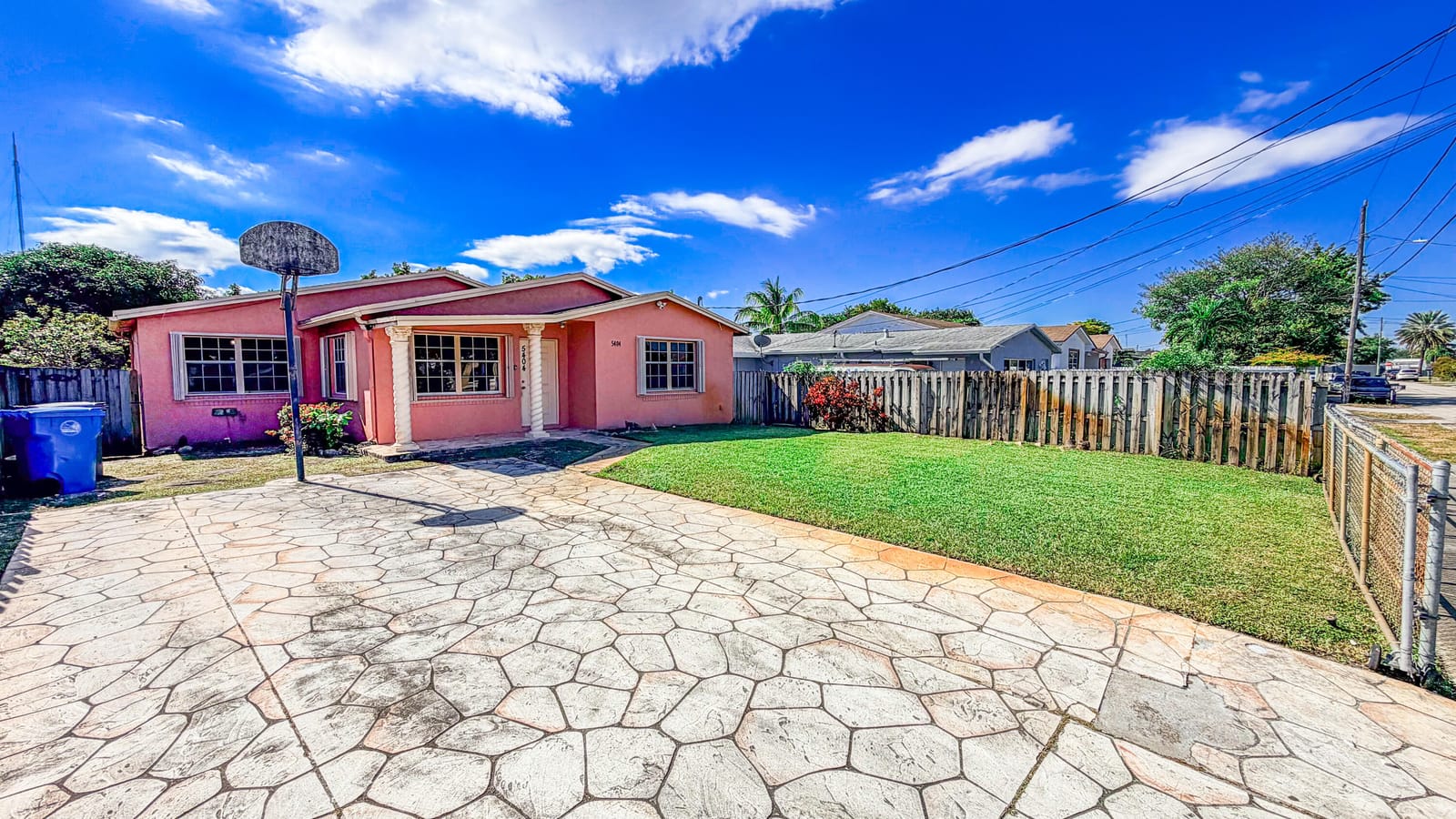 5404 SW Sw 22nd Street, West Park, FL 33023