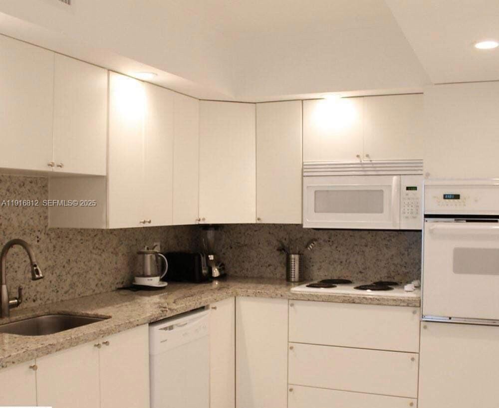 4001 S Ocean Drive 2H — photo 5