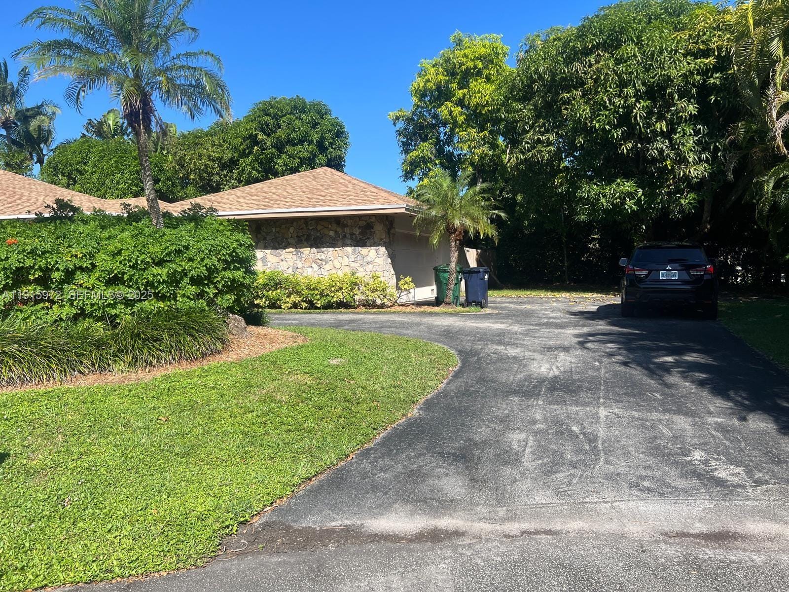15804 SW 82nd Court, Palmetto Bay, FL 33157 photo 2