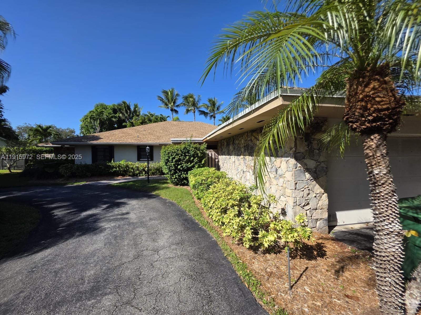 15804 SW 82nd Court, Palmetto Bay, FL 33157 photo 13