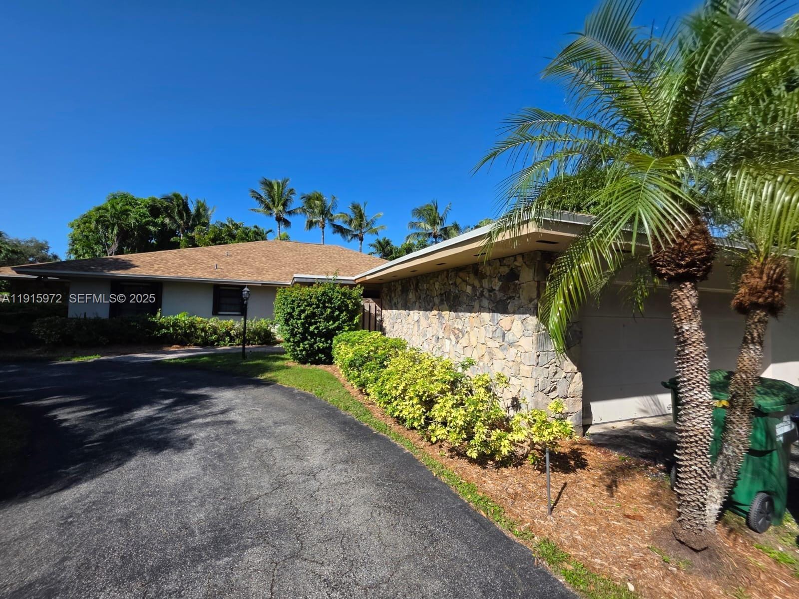 15804 SW 82nd Court, Palmetto Bay, FL 33157 photo 9